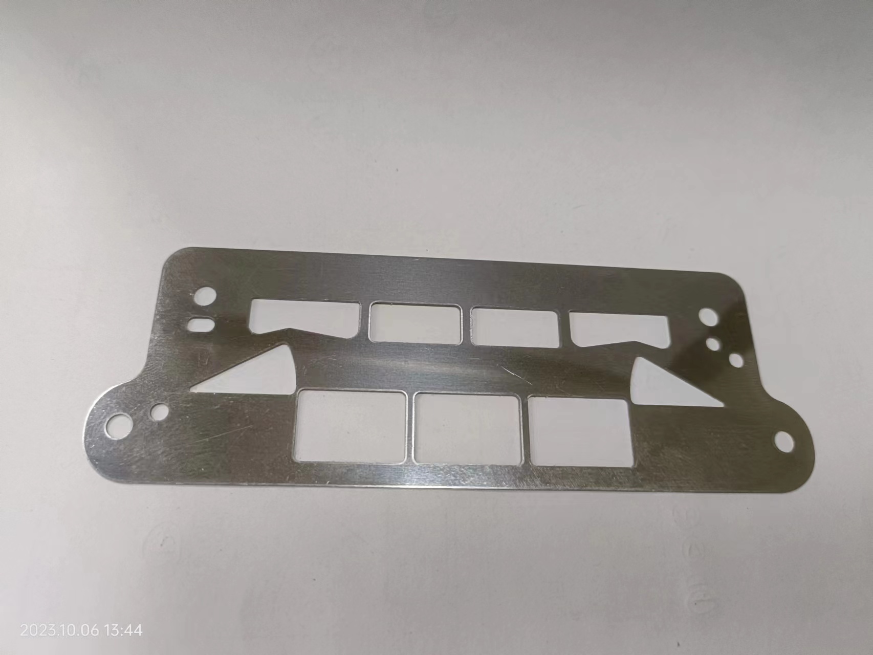  Nice Young Precision Company Limited Stamping for Mounting for Stamped steel body panel for automotive exterior by Nice Young Precision.  Precision chassis part stamping for vehicle structural integrity.  Engine component stamping for high-performance automotive systems.